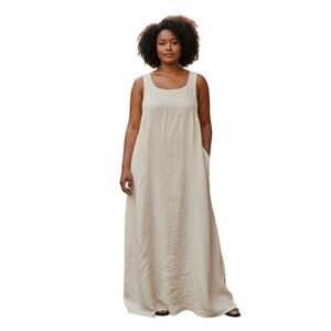 beige flowy dress women Blanco Tie Back Long Flowy Maxi Dress main image 0